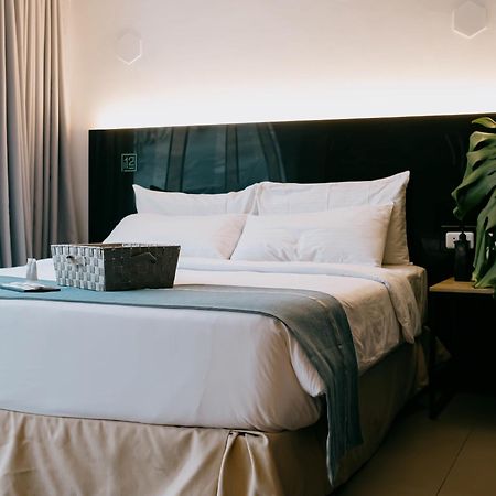 Dosi Hotel Ph Талісай Екстер'єр фото
